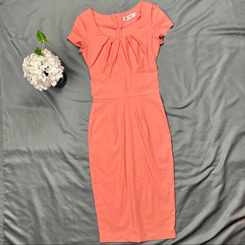 MUXXN Corral Pleated Chest Sleeve Dress
